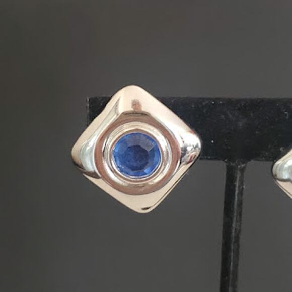 Vintage Swarovski S.A.L. Earrings Rhodium Plated Blue Crystals Clip On Signed - Picture 3 of 5